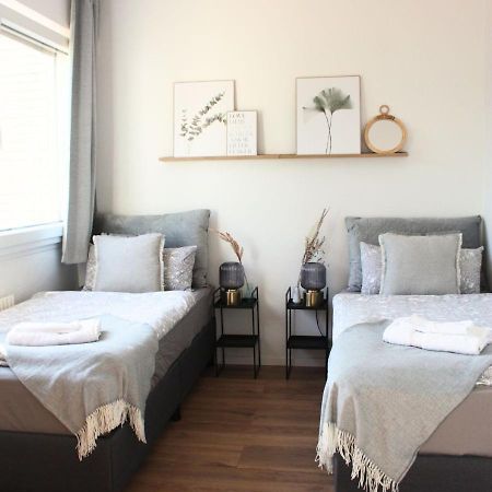 Apartment Mit Balkon - Netflix - Nahe Messe Duesseldorf Krefeld Esterno foto