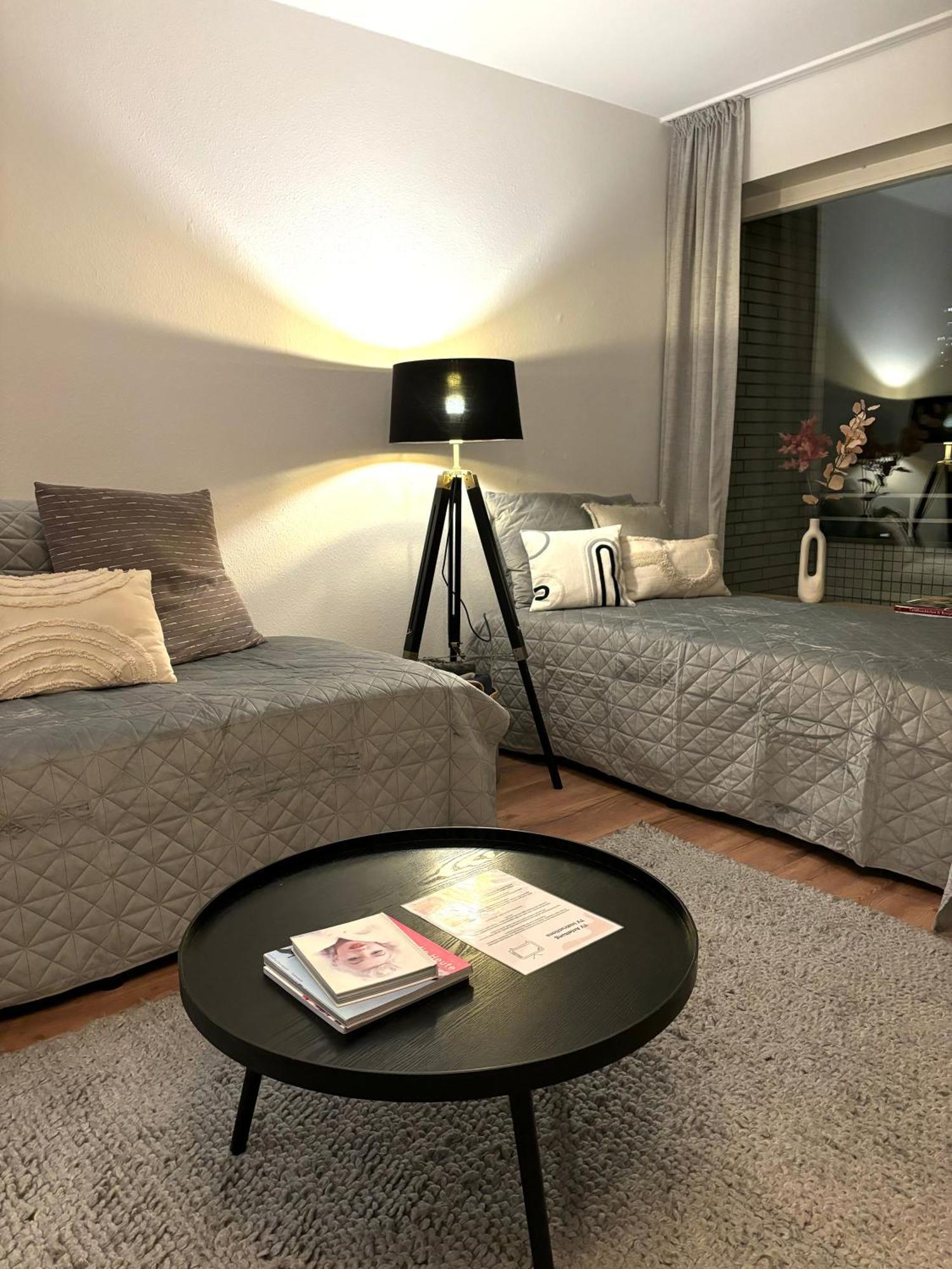 Apartment Mit Balkon - Netflix - Nahe Messe Duesseldorf Krefeld Esterno foto